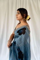 Indigo Brushpaint Maheshwari Embroidered Saree / gray and green store