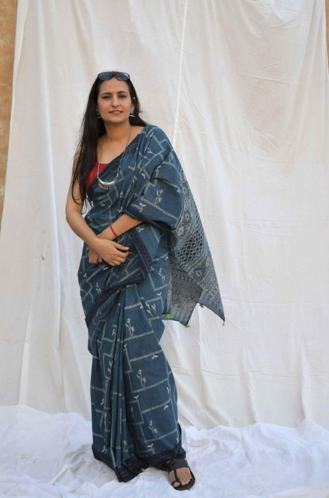 Indigo Cotton Geometric Print Saree gray and green store