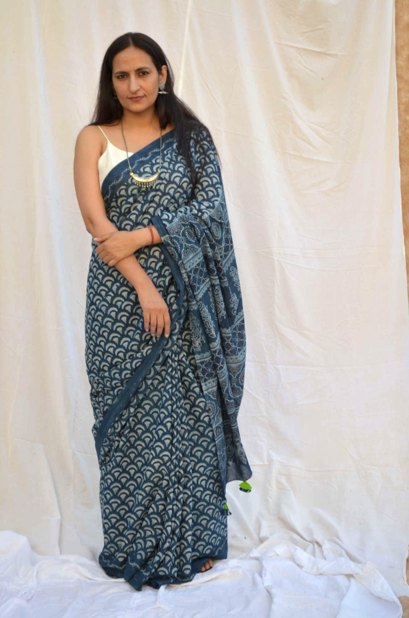 Indigo Cotton Shell Print Saree gray and green store