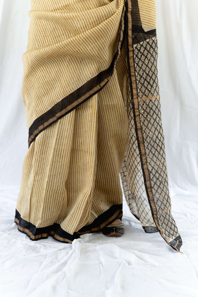 Mustard Lining Bagru Print Chanderi Saree / gray and green store 